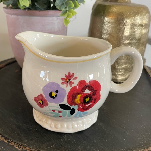 Retired The Pioneer Woman Creamer Flea Market Pattern Floral Stoneware - Picture 1 of 6